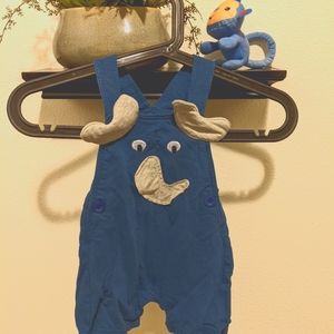 Elephant onesie. 6-12 months. NWT